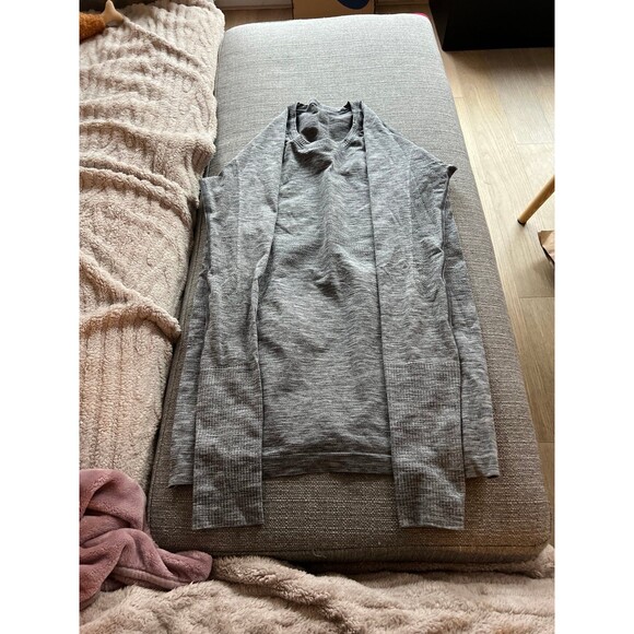 Lululemon Swiftly Tech Long Sleeve Gray - Picture 2 of 4